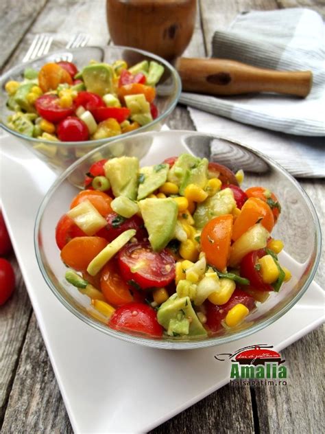 Salata De Vara Cu Porumb Rosii Si Avocado Reteta Rapida