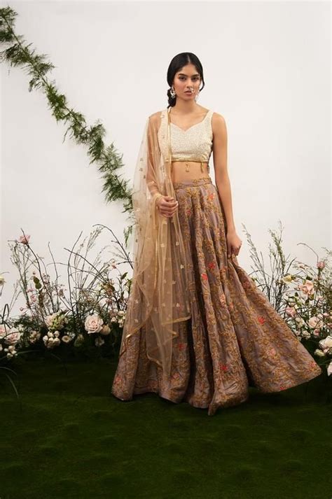 Most Stunning Sangeet Outfits Spotted In Artofit