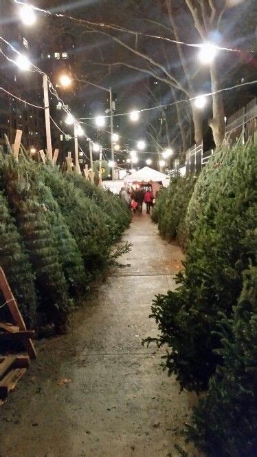 Theres No Place Like New York To Shop For A Xmas Trees On The Side