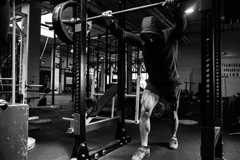 Quels Sont Les Muscles Travaill S Avec Les Squats Blog Sur Le Sport