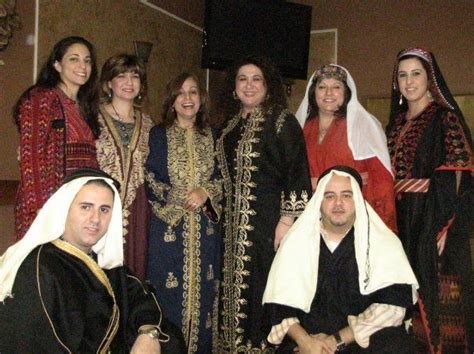 syrian traditional clothing - Szukaj w Google | Asia pattern ...