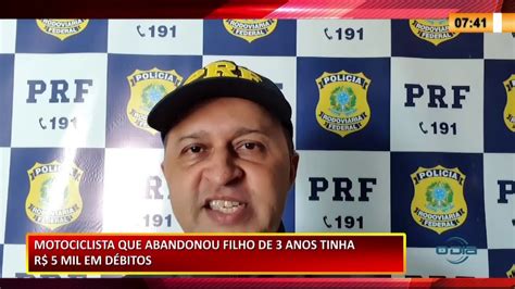 Motociclista que abandonou filho de 3 anos tinha R 5 Mil em débitos 03