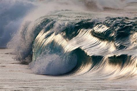 Les Plus Belles Photos De Vagues Du Monde