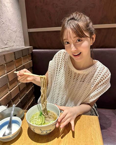 麻亜里さんのインスタグラム写真 麻亜里instagram 「十割のすだち蕎麦 Matsugen Ebisu 美味しすぎる〜 さっぱりだけど満足感ある！ 毎日でも食べたい🥺 」6月19日