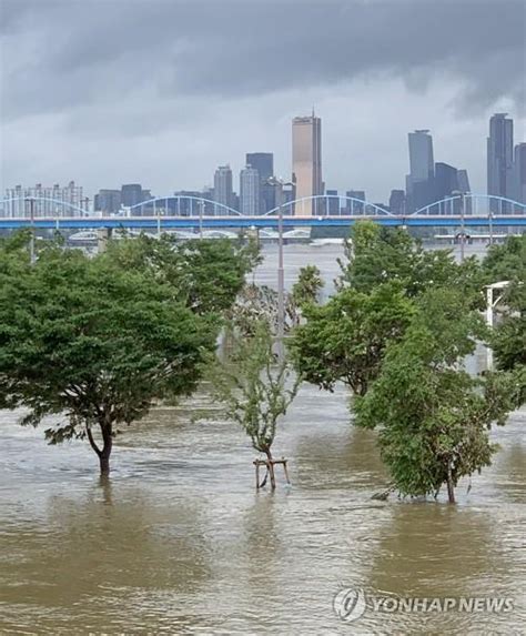 S. Korean central region under 49 days of rainy season, longest on ...