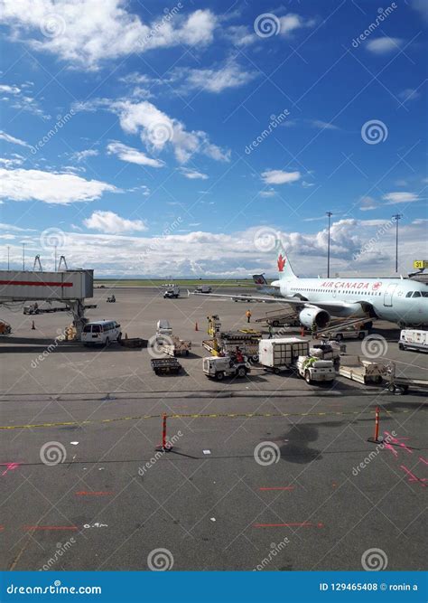 Airport tarmac editorial stock photo. Image of tarmac - 129465408