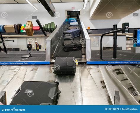 Baggage Carousel Editorial Stock Image Image Of Strip 176192874