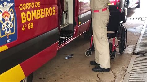 Idosa de 60 anos é encaminhada à UPA após sofrer queda no Bairro Alto