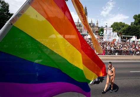 Thousands Protest The Forthcoming Europride In Serbian Capital World News