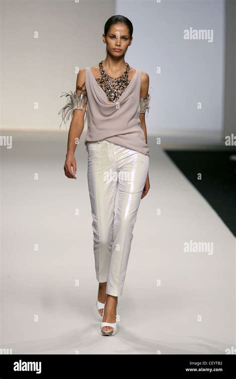 La Perla Milan Ready To Wear Spring Summer Brunette Model Wearing A