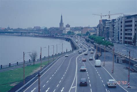 Der Rheinufertunnel Düsseldorfs Jahrhundertbauwerk wird 25 Jahre alt