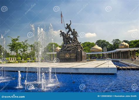 National Monument Kuala Lumpur Editorial Stock Photo Image Of