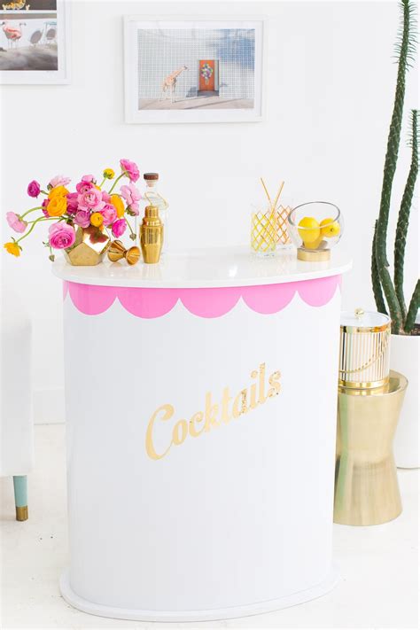 Retro DIY Portable Bar | Sugar & Cloth