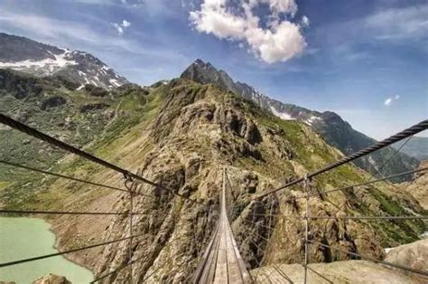 In Pictures 15 Most Dangerous Walkways Of The World Imp World