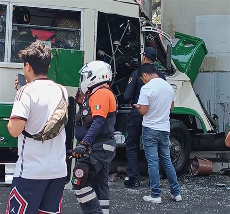 Choque De Cami N Contra Columna Del Metro Tezonco Deja Un Saldo De