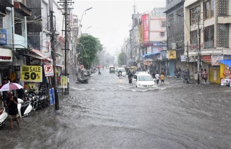 5 Dead As Heavy Rain Batters Vadodara 5700 Evacuated