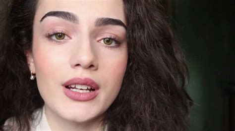 Anna Egoyan. Вера Полозкова - «Поговори со мной ...» - YouTube