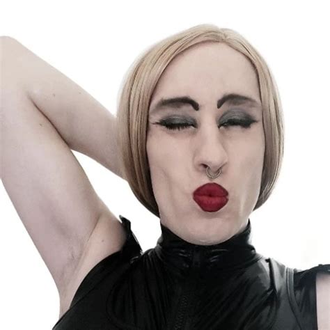 Big Soft Booty Shemale Amateur Amateur Porn Feat NicolaKokatzch XHamster