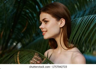 6 582 Exotic Woman Naked Images Stock Photos Vectors Shutterstock