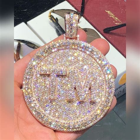 Custom Iced Out Diamond Hiphop Round Pendant Real Vvs Gra Certified Lab