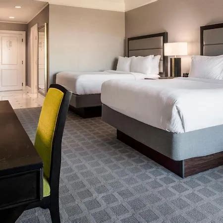 The Ballantyne A Luxury Collection Hotel Charlotte In Charlotte