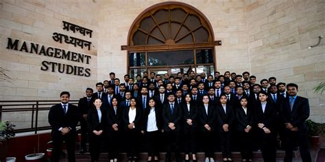 Iit Roorkee Mba Placements Students Placed Highest Salary