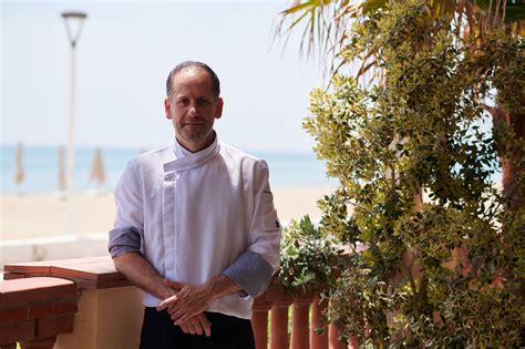 CARLES GASSÓ EL RESTAURANT DO ÉS LA NINETA DELS ULLS DE LE MÉRIDIEN RA