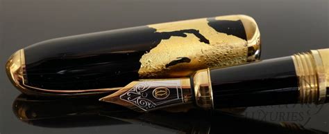 Cartier Limited Edition Dandy Gold Foil Fountain Pen