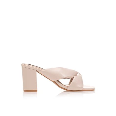 Πέδιλα nude δερματίνη με φαρδιά λουράκια Tsoukalas Shoes