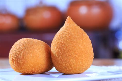 Coxinha De Frango 125 Gr Frita Mania Foods