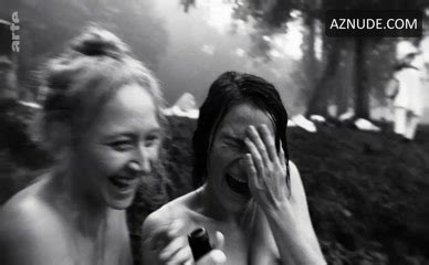 Valerie Pachner Mavie Horbiger Lesbian Breasts Scene In The Ground Beneath My Feet AZNude