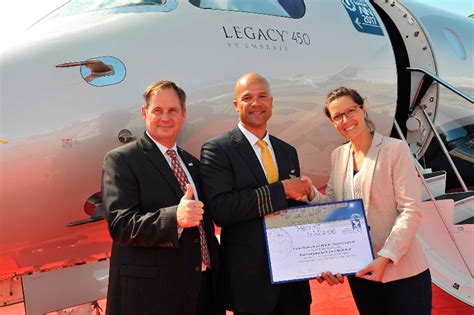 El Legacy 450 establece un récord de velocidad transatlántica entre