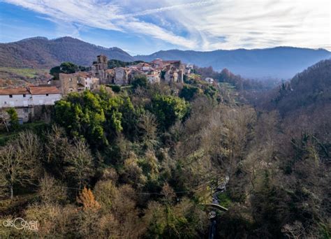 Discover Campania Conca Della Campania Il Castello Nel Vulcano