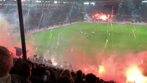 Fc St Pauli Hsv Stadtderby Hamburg Pyro Im Millerntorstadion Youtube