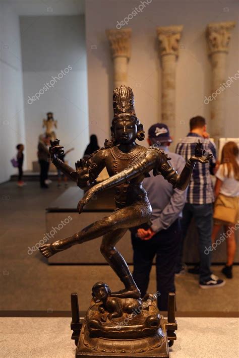 Louvre Abu Dhabi Un Nuevo Hito De Abu Dhabi El Famoso Museo Del