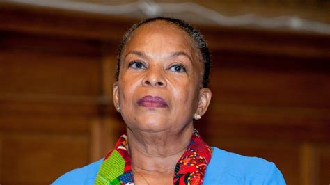 GALA VIDEO Christiane Taubira Son Enfance Dans Une Cour Des