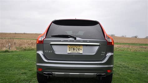 2016 Volvo XC60 T6 AWD Drive E Gas Mileage Review