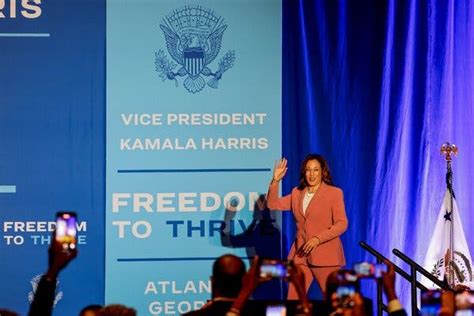 Kamala Harris Leads Push To Shore Up Democratic Support From Black