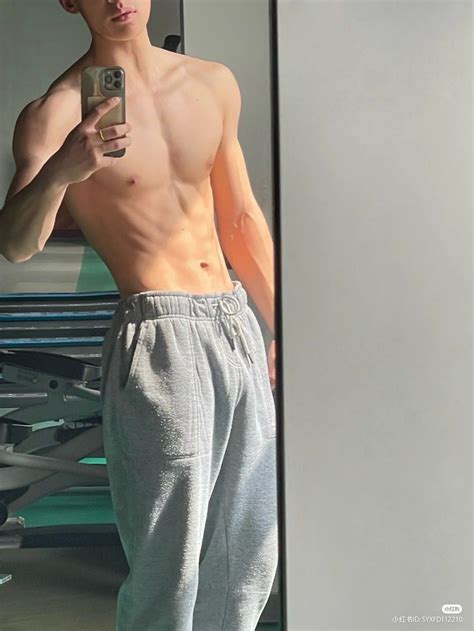 Hot Korean Guys, Korean Men, Asian Men, Hot Guys, Calisthenics Body ...
