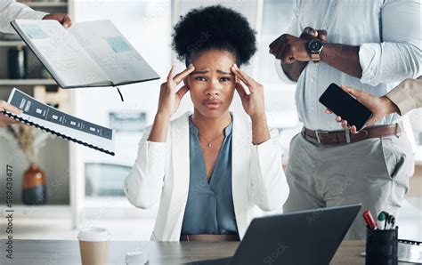 Foto De Stress Headache And Portrait Of A Busy Black Woman With