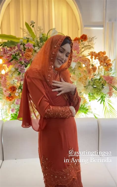 Momen Tujuh Bulanan Adik Ayu Ting Ting Syifa Anggun Kenakan Dr