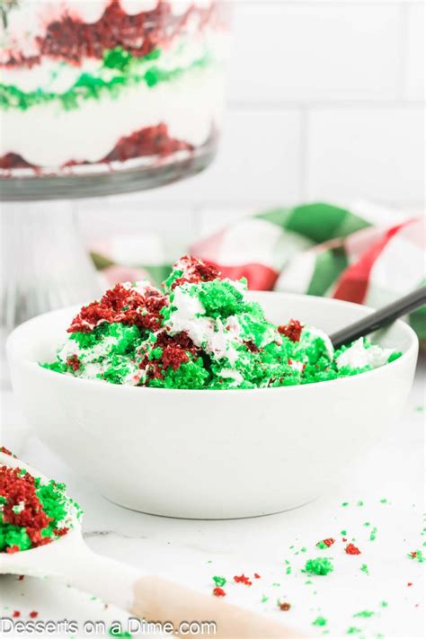 Christmas Trifle - Desserts on a Dime