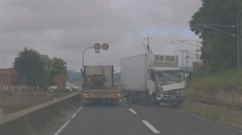 国道で大型トラックが蛇行運転バスに接触したうえ、大型トラックと正面衝突 車線を大きくはみ出し突っ込む「衝突の瞬間」ドライブレコーダーがとらえた Tbs News Dig 2ページ