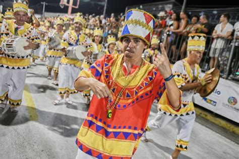 Ti Ti Ti Do Samba Noticias Tudo Sobre Samba Vizinha Faladeira