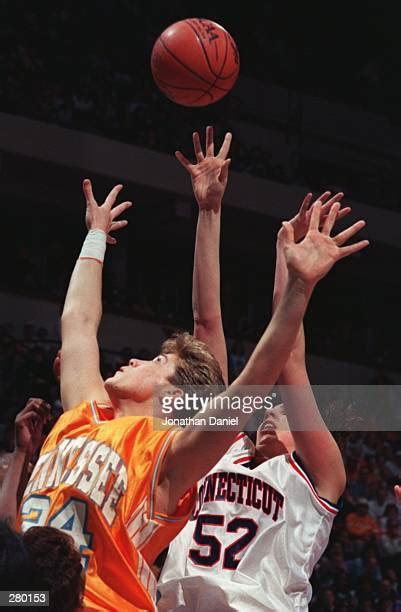 18 Vonda Ward Photos & High Res Pictures - Getty Images