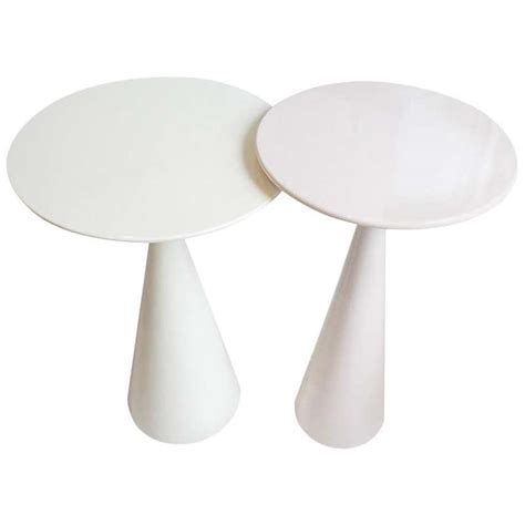 Round Modern Side Tables, Pair For Sale at 1stDibs