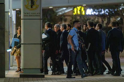 Foto Sirine Meraung Pm Israel Dan Menlu As Masuk Bunker Di Tel Aviv