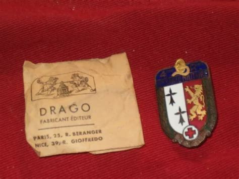 ANCIEN INSIGNE MILITAIRE émaillé SANTE MILITAIRE drago service 4 region