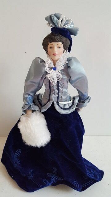 Avon 1987 Fashion Of American Times Victorian Mary Elizabeth Porcelain