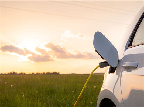 Vacances en voiture électrique bien prévoir son trajet Protégez Vous ca